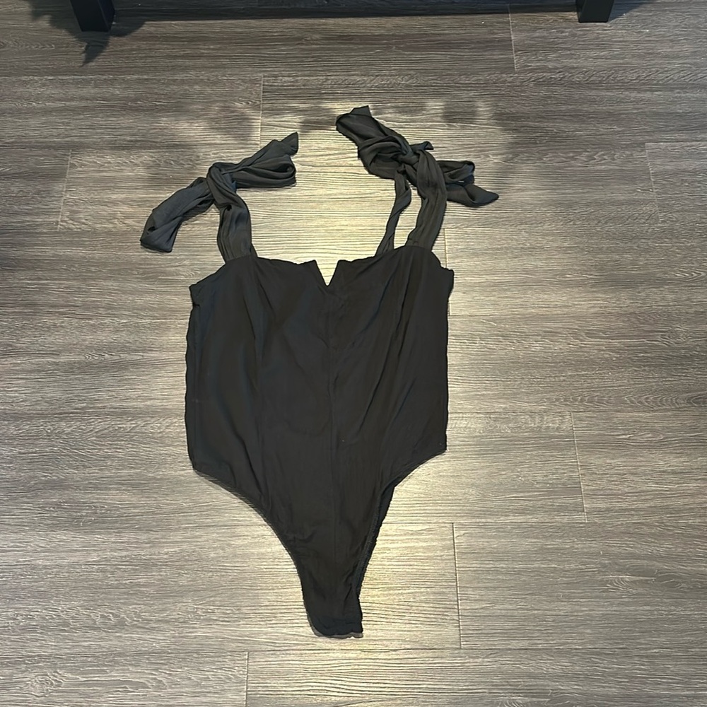 Free People Intimately black bodysuit. Size L. Very lightly worn